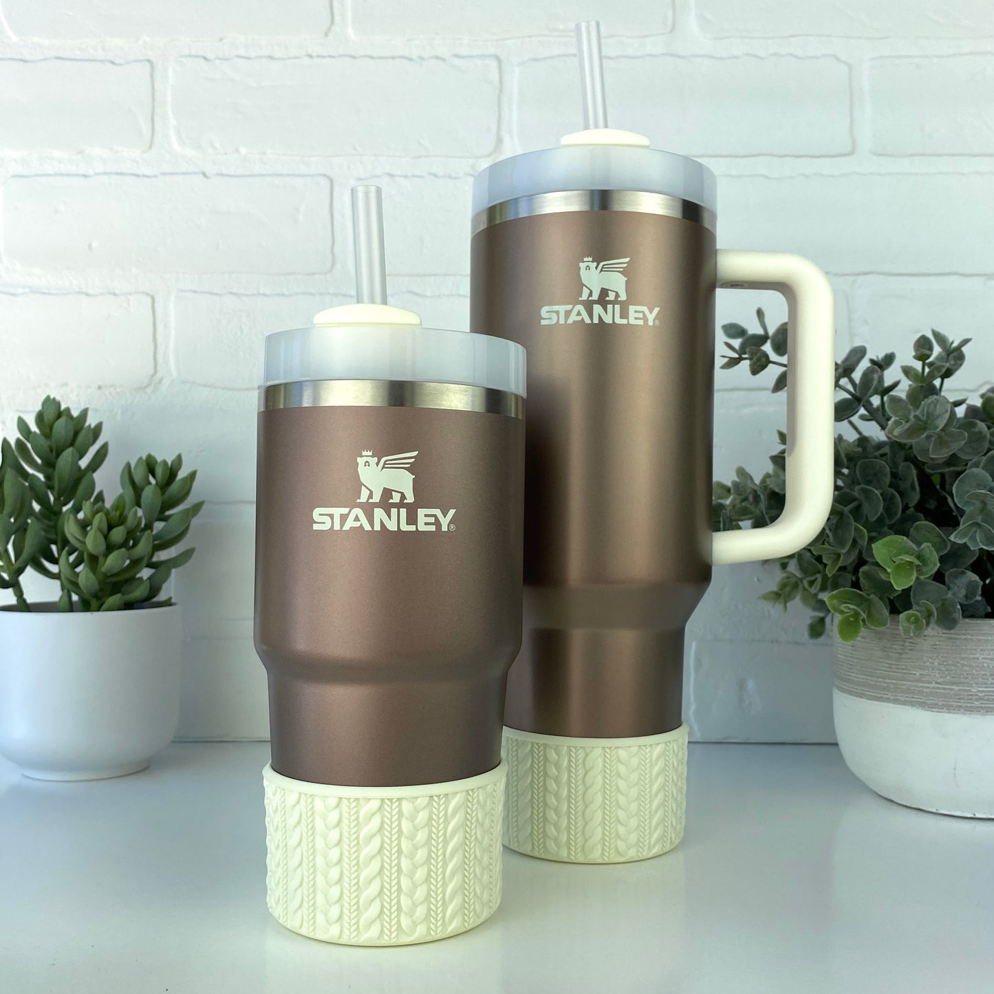 CATHY (Cream ) | Cable Knit Sweater | Silicone Tumbler Boot