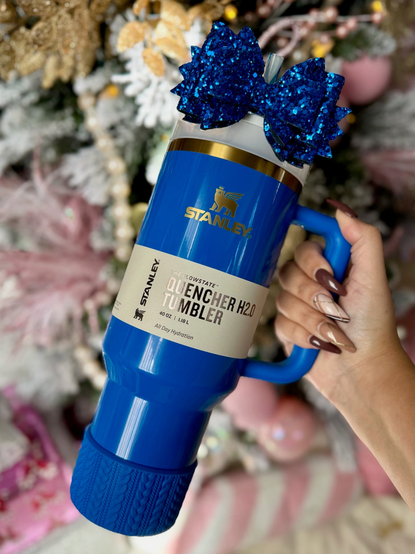 WENDY (Arctic Twist) | Cable Knit Sweater | Silicone Tumbler Boot