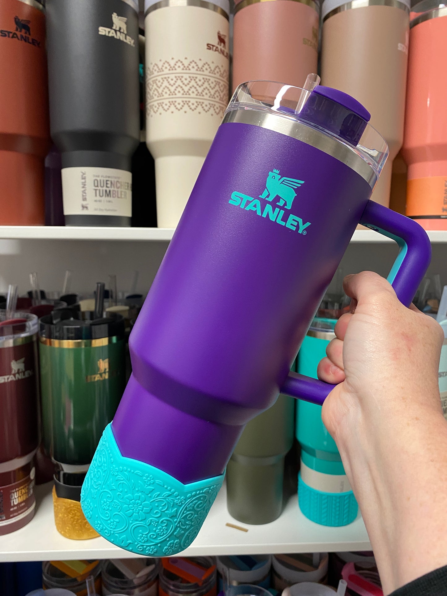 KELSEY (Turquoise Blue) | LUXE Collection | Silicone Tumbler Boot