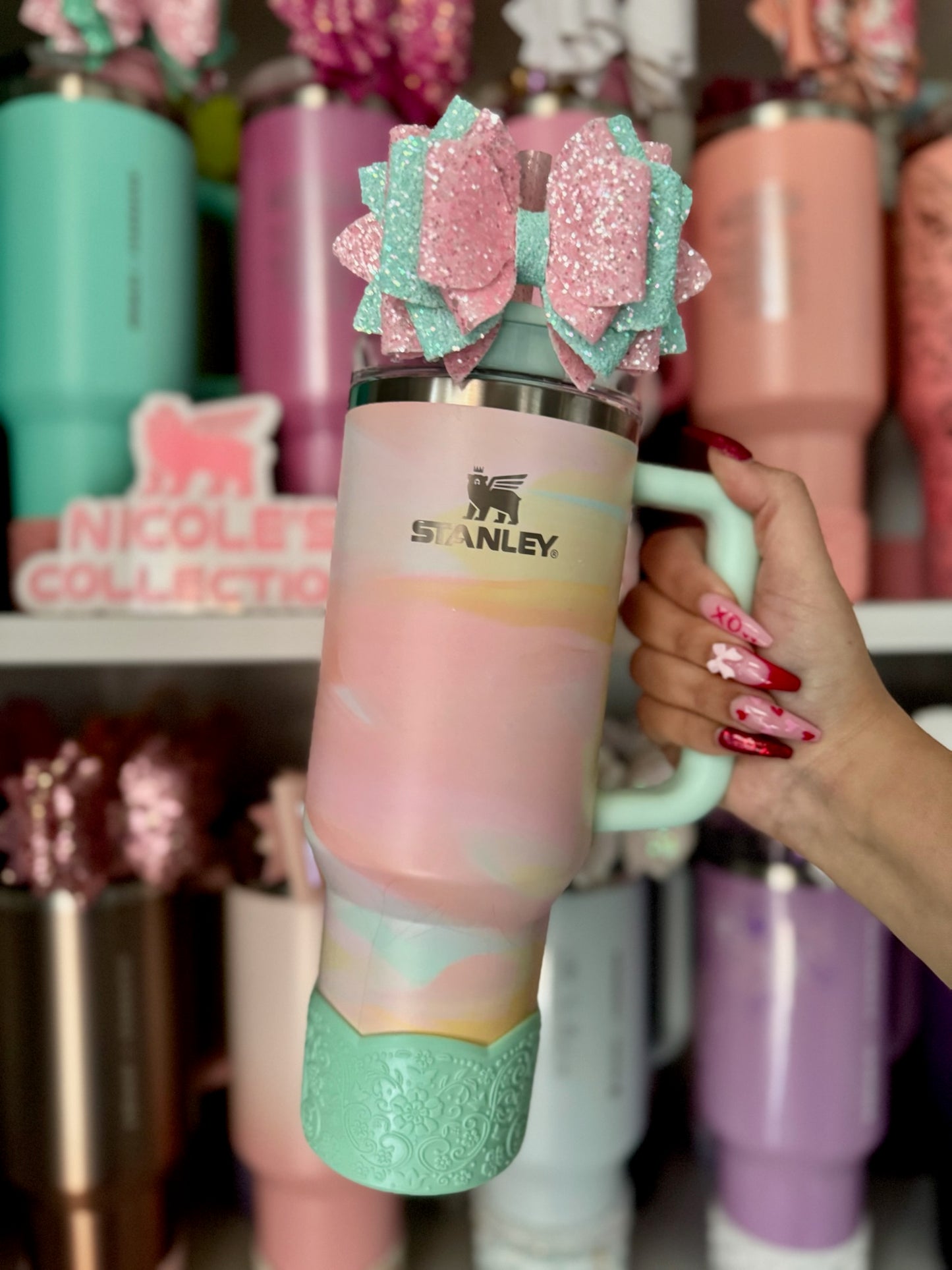 MINDY SHIMMER (Green Shimmer)| LUXE Collection | Silicone Tumbler Boot