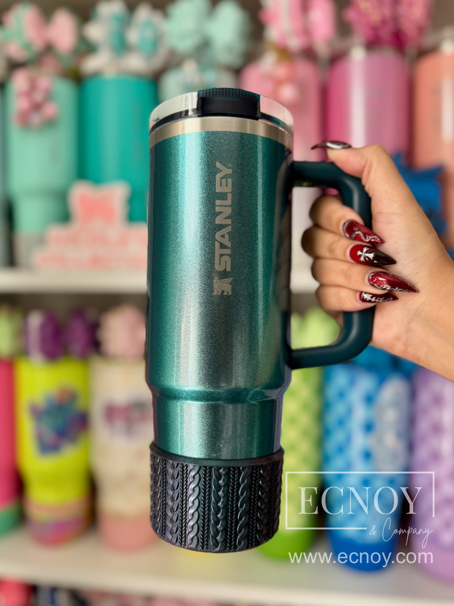 ADELE (Chameleon Shimmer Green) | Cable Knit Sweater | Silicone Tumbler Boot