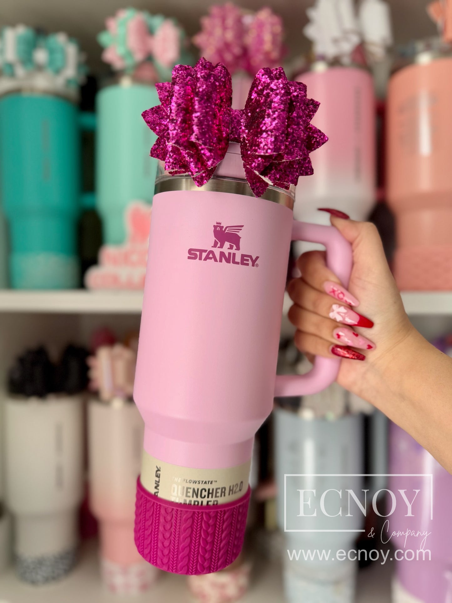 AMY (Fuchsia Body) | Cable Knit Sweater | Silicone Tumbler Boot