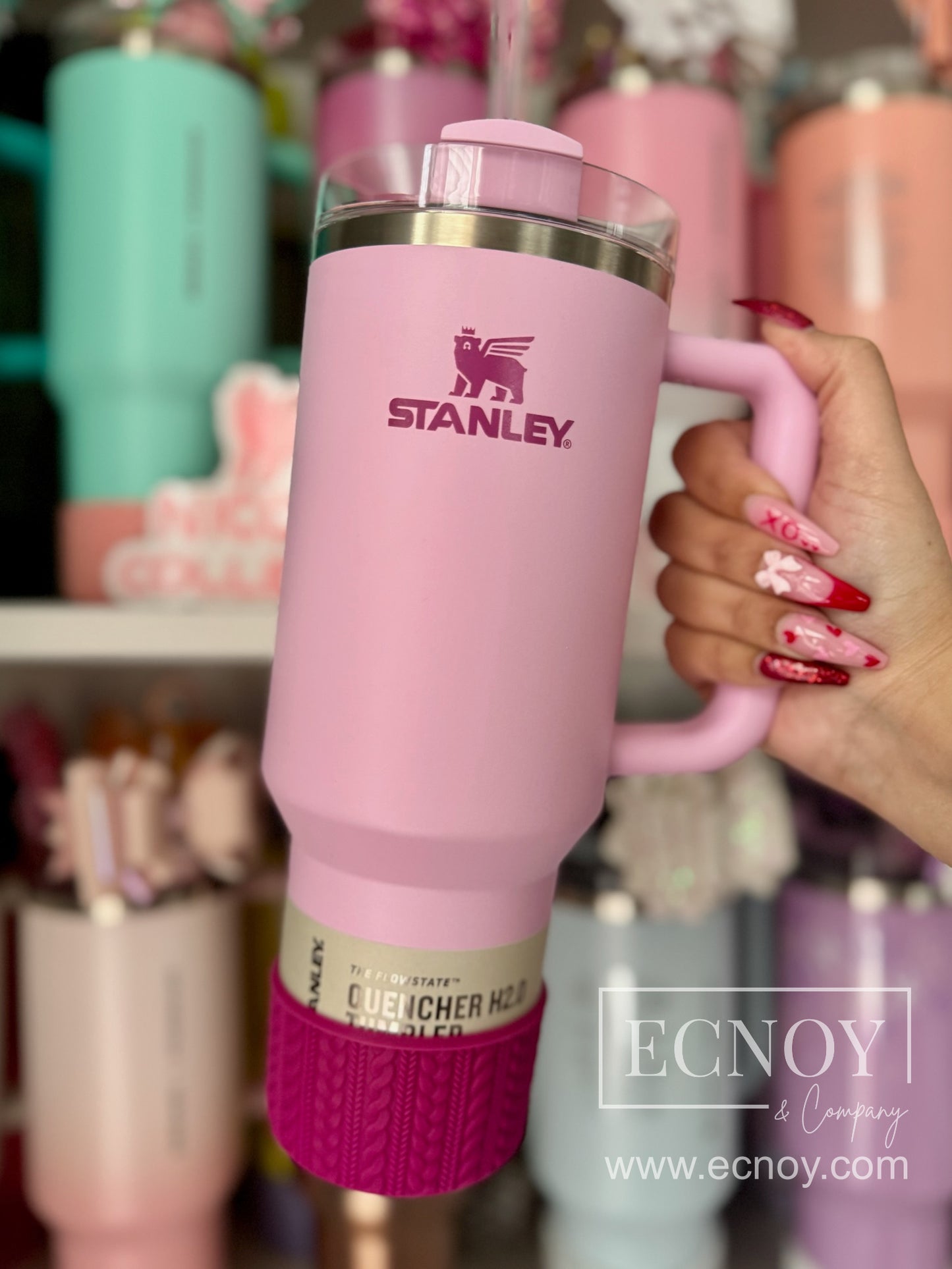 AMY (Fuchsia Body) | Cable Knit Sweater | Silicone Tumbler Boot