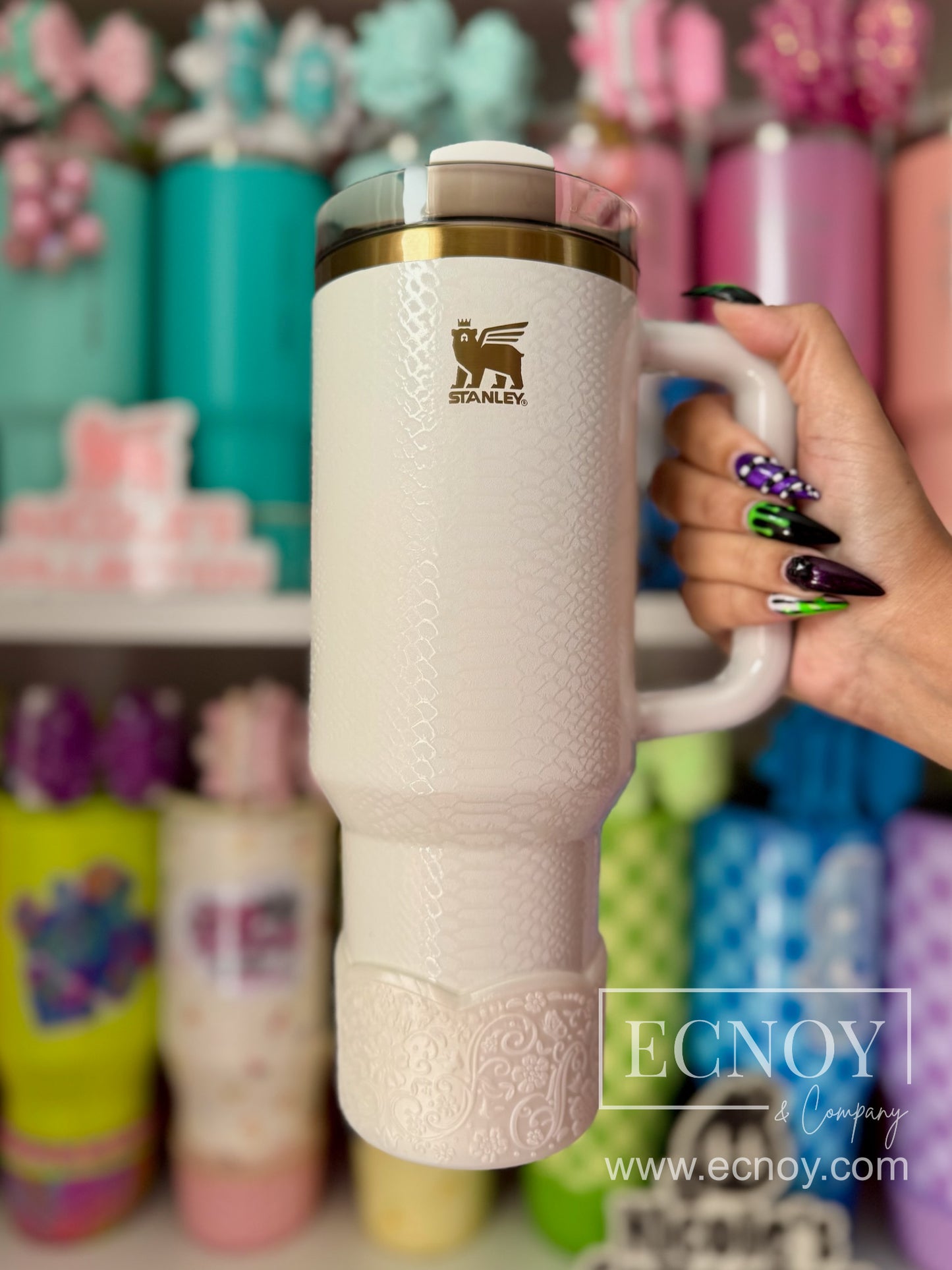 ALICE (Pearl White) | LUXE Collection | Silicone Tumbler Boot