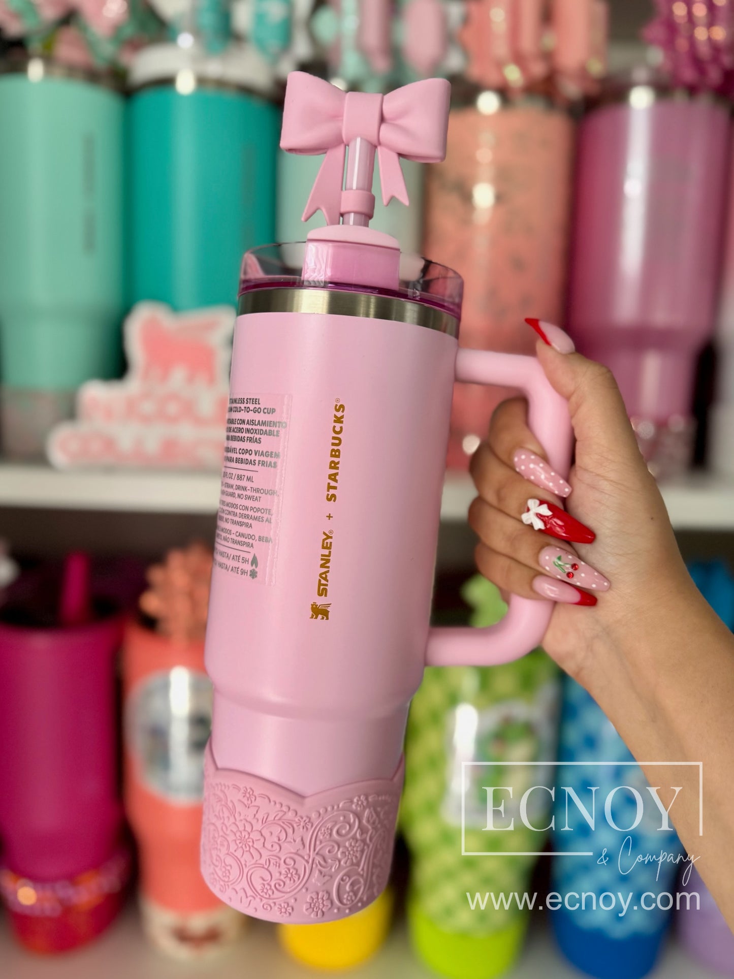 Aviana — Pink Tulle Scalloped Floral Vintage-Inspired Tumbler Accessory | LUXE Collection