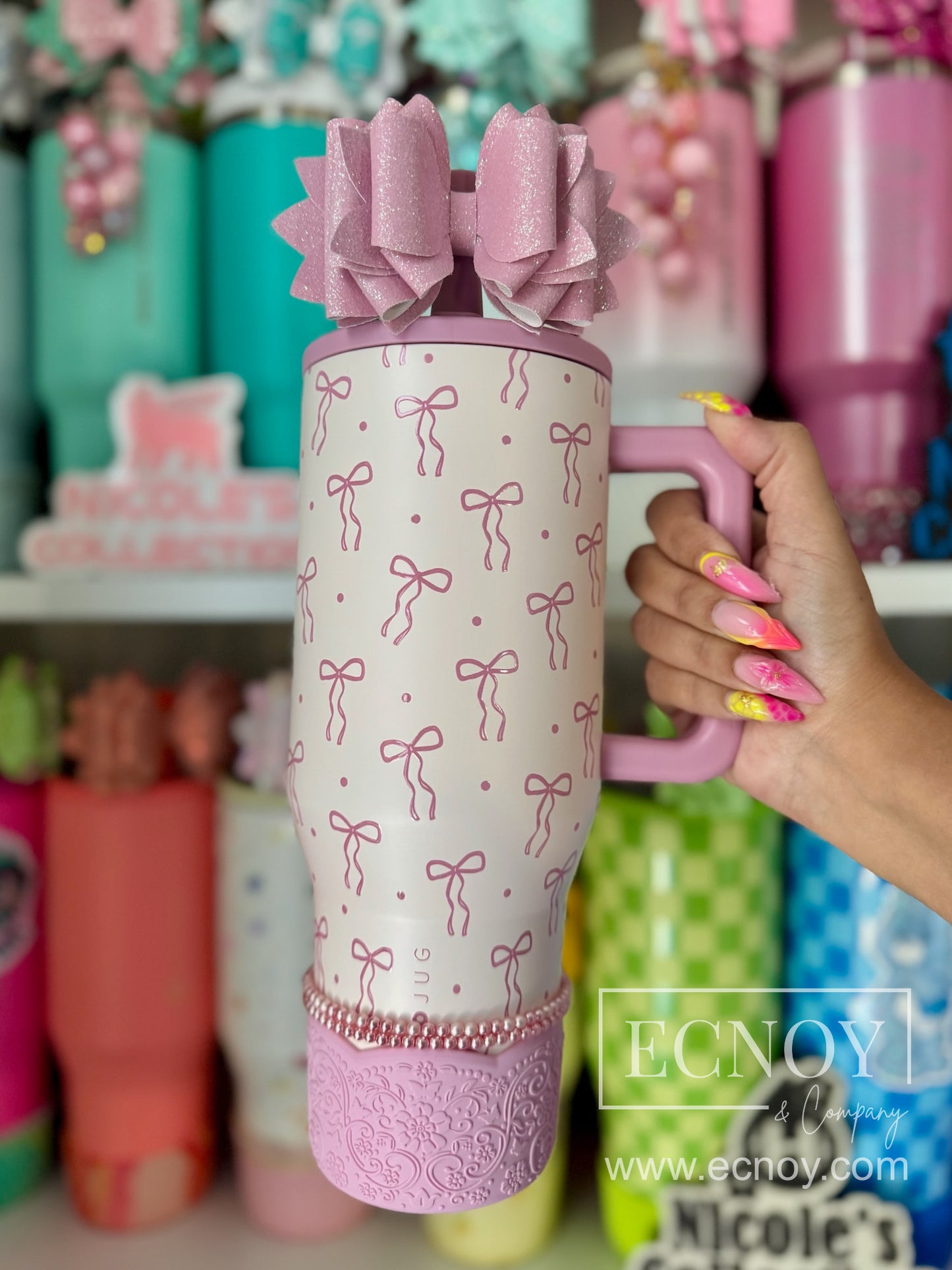 Aviana — Pink Tulle Scalloped Floral Vintage-Inspired Tumbler Accessory | LUXE Collection