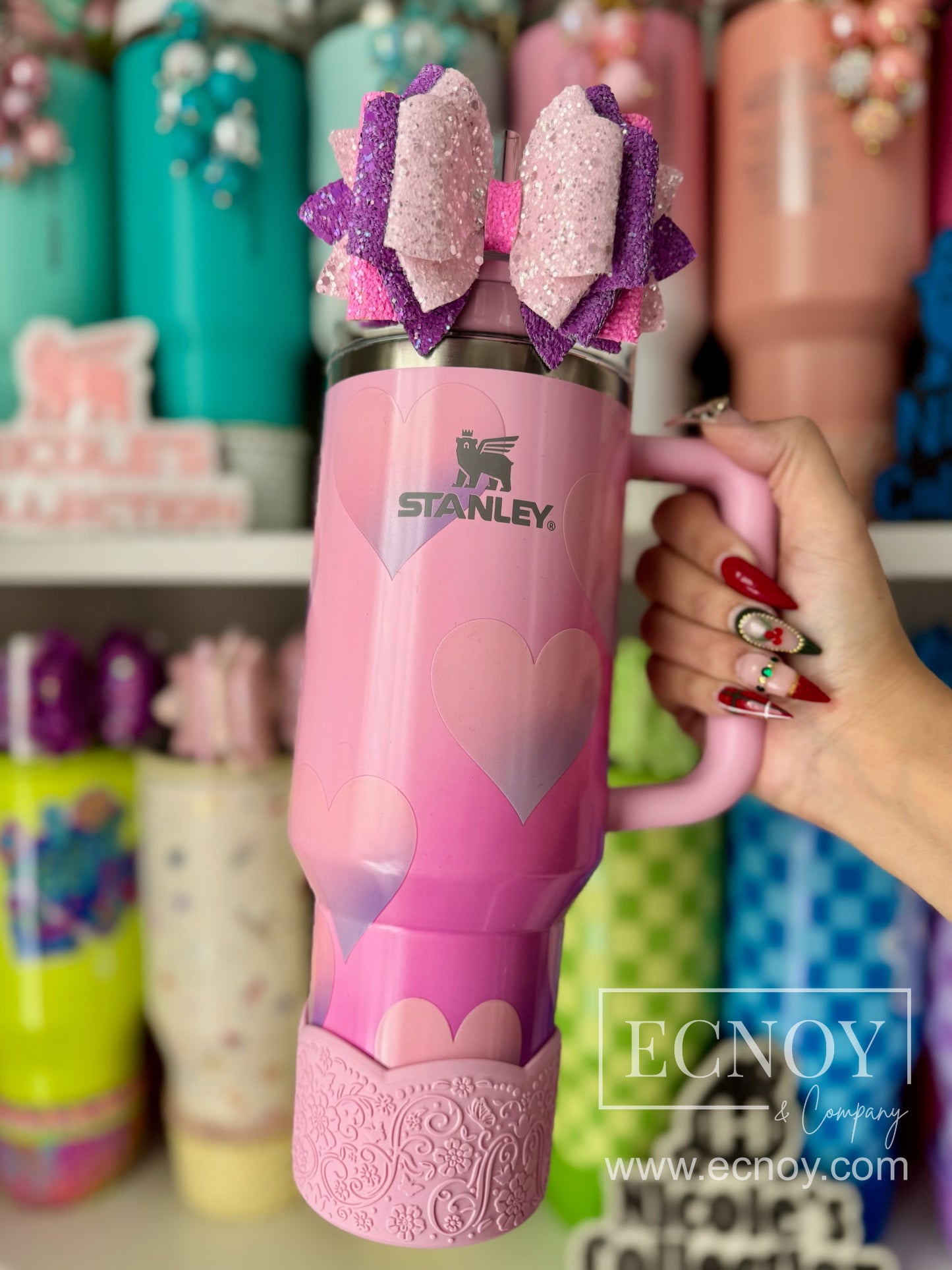 Aviana — Pink Tulle Scalloped Floral Vintage-Inspired Tumbler Accessory | LUXE Collection
