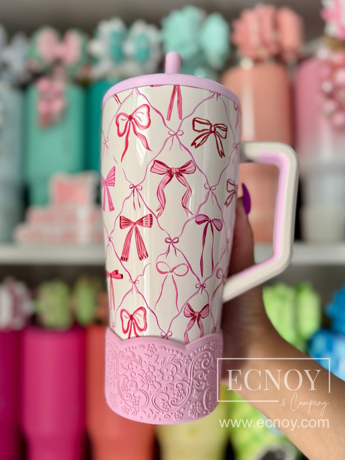 Aviana — Pink Tulle Scalloped Floral Vintage-Inspired Tumbler Accessory | LUXE Collection