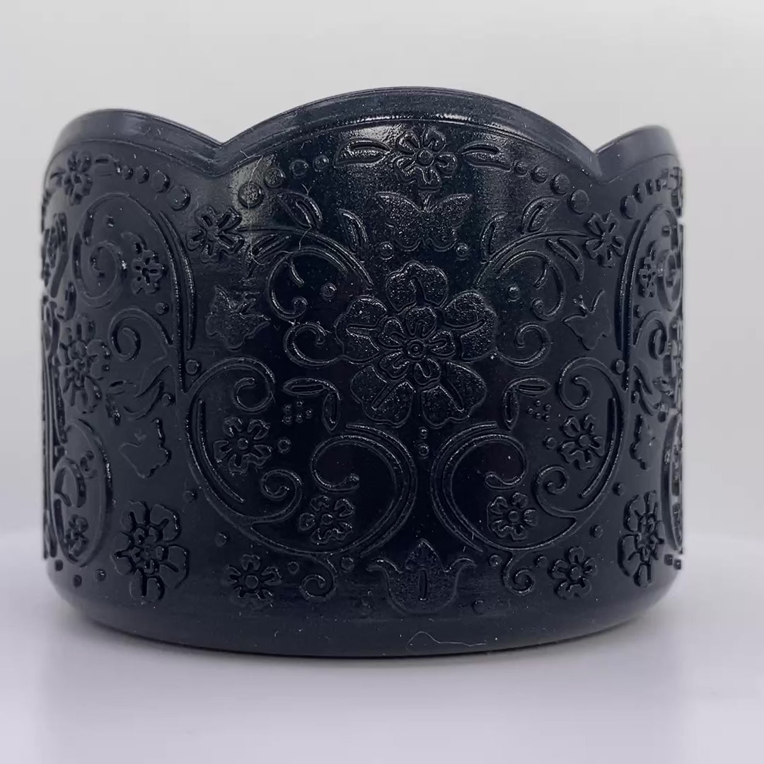 Load and play video in Gallery viewer, CHARLOTTE Shimmer (Shiny Black) | LUXE Collection | Silicone Tumbler Boot
